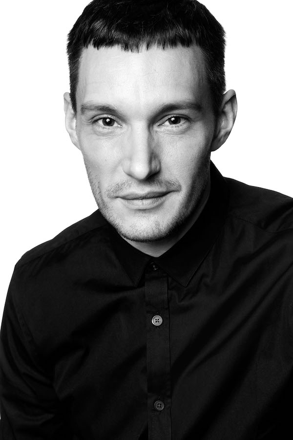 Ian Michael Black, Aveda